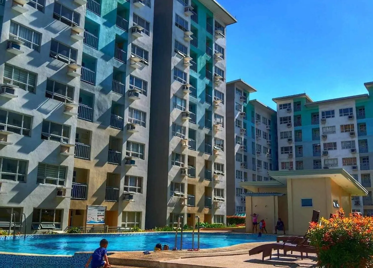 Seawind Condominium By Damosa Land Near Airport Davao City 0*,