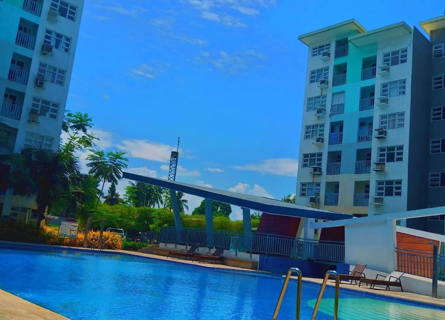 Seawind Condominium By Damosa Land Near Airport Davao