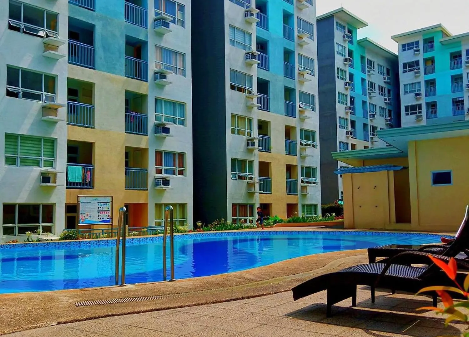 Апарт-отель Seawind Condominium By Damosa Land Near Airport Davao